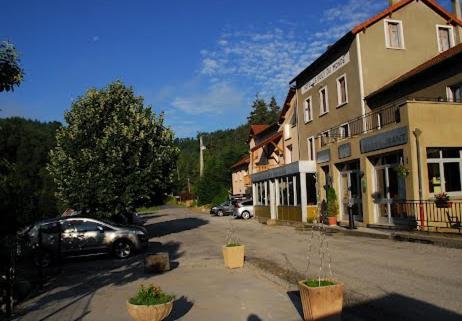 Hotel Du Bout Du Monde Saint-Flour  Luaran gambar